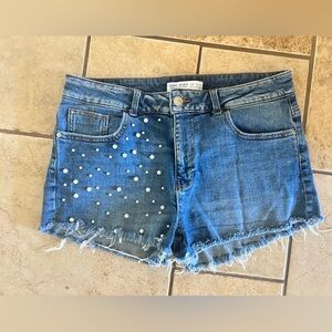 Zara Blue Denim Pearl adorned Women's Shorts, EUC, size 8